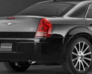 chrysler300s8-rear-tta